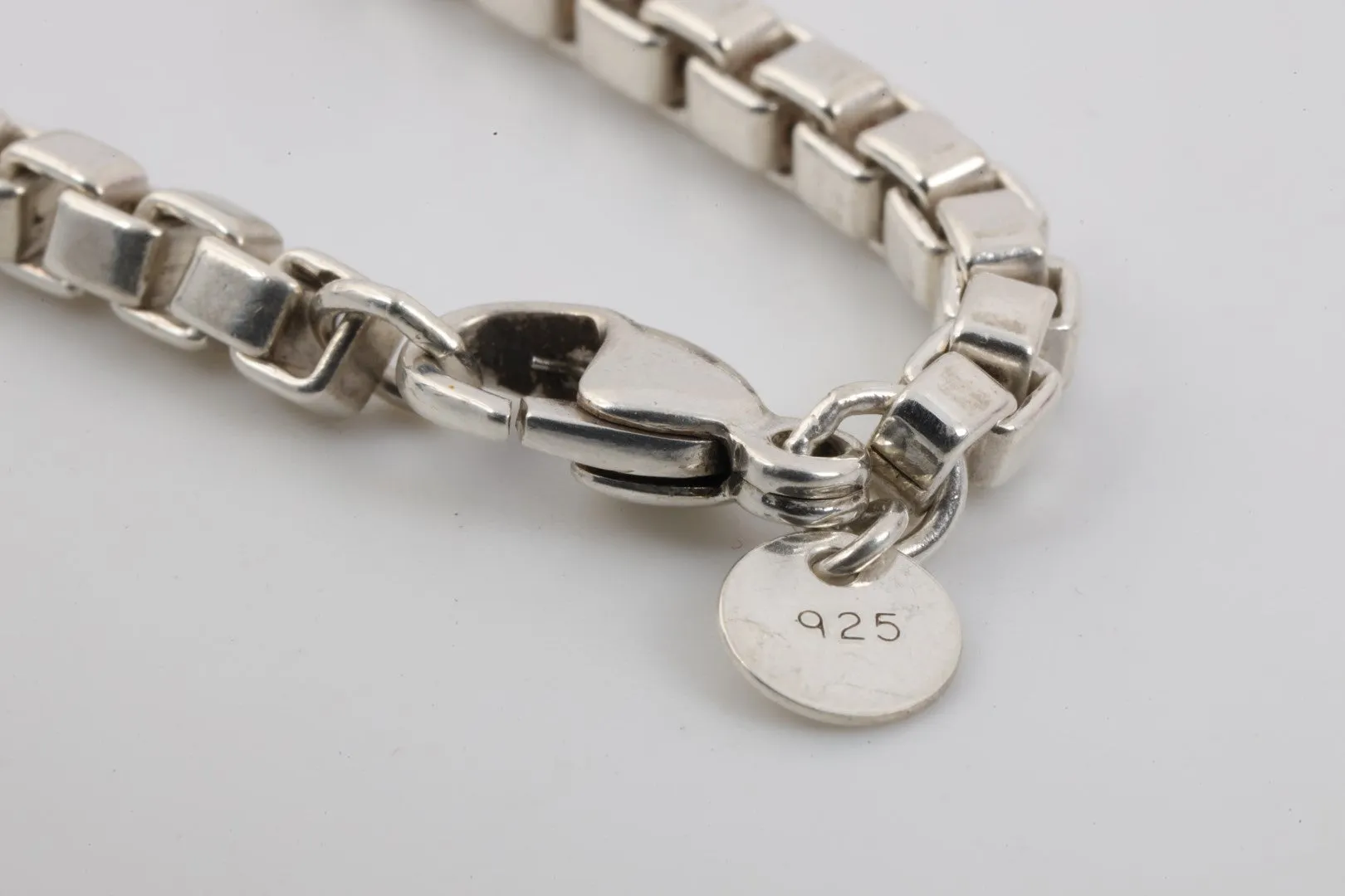 7.5" Tiffany & Co. Venetian Box Chain Bracelet (15.78g.)