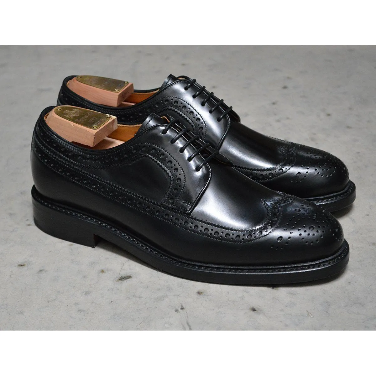 Berwick 1707 Long Wing Brogue (3681) - Black Rois