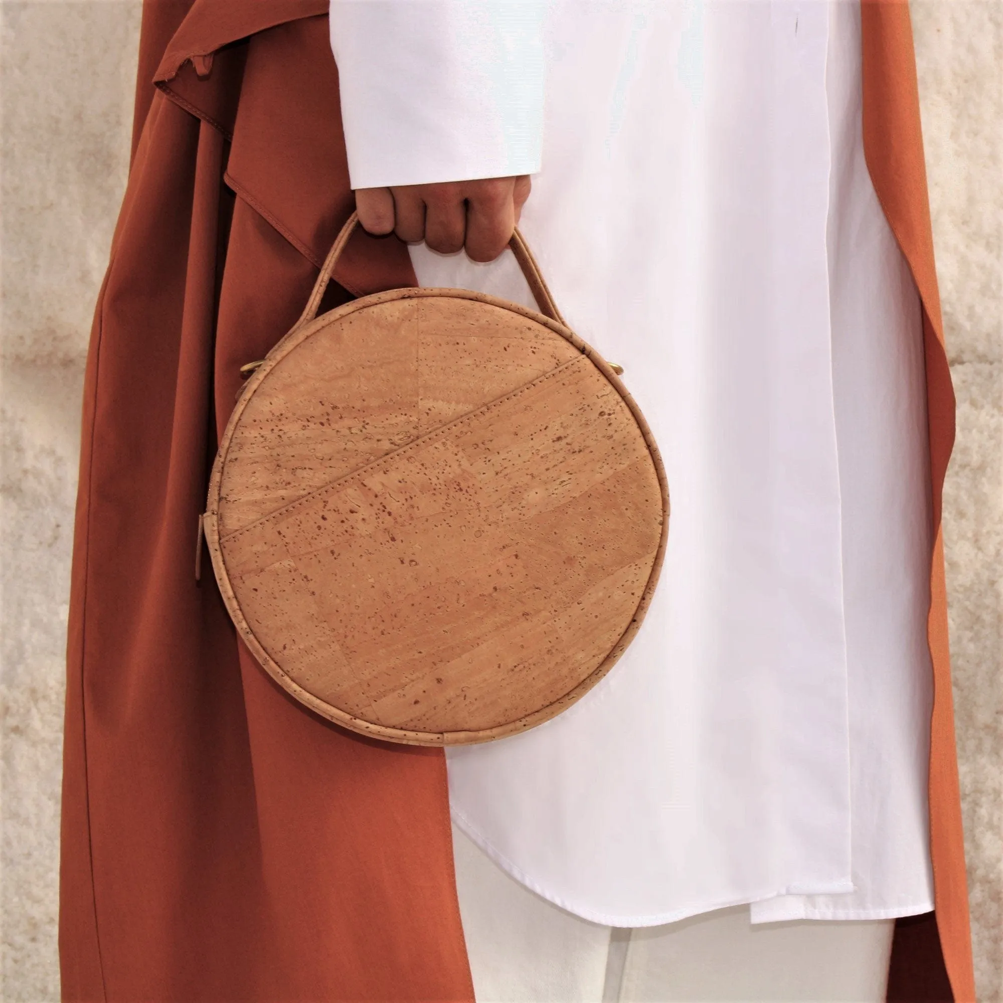 Beta Handcrafted Cork Vegan Round Shoulder Bag | Natural