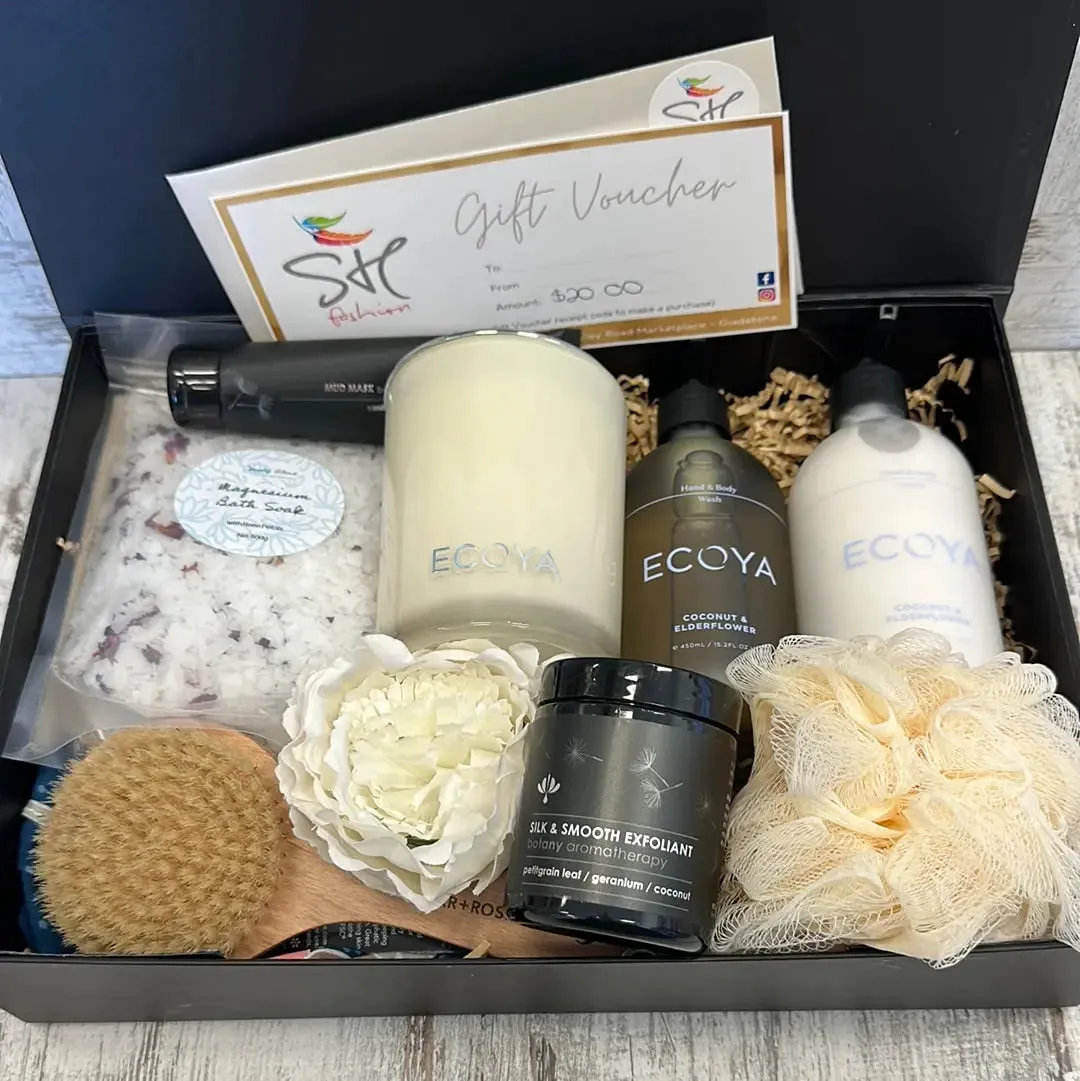 Ecoya Deluxe 'Pamper You' Gift Box - Coconut & Elderflower