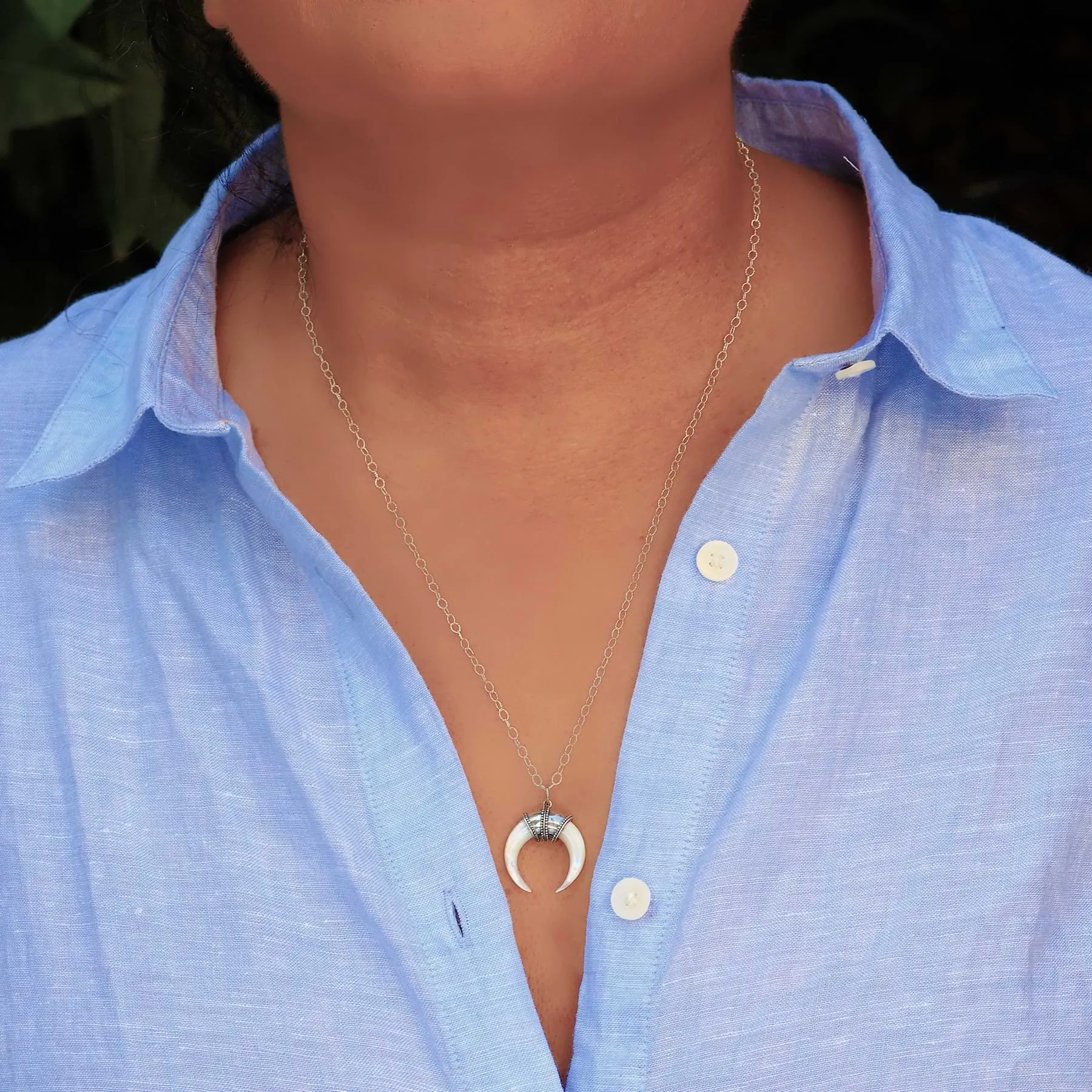 Fortuna - Mother of Pearl Double Horn Crescent Moon Necklace