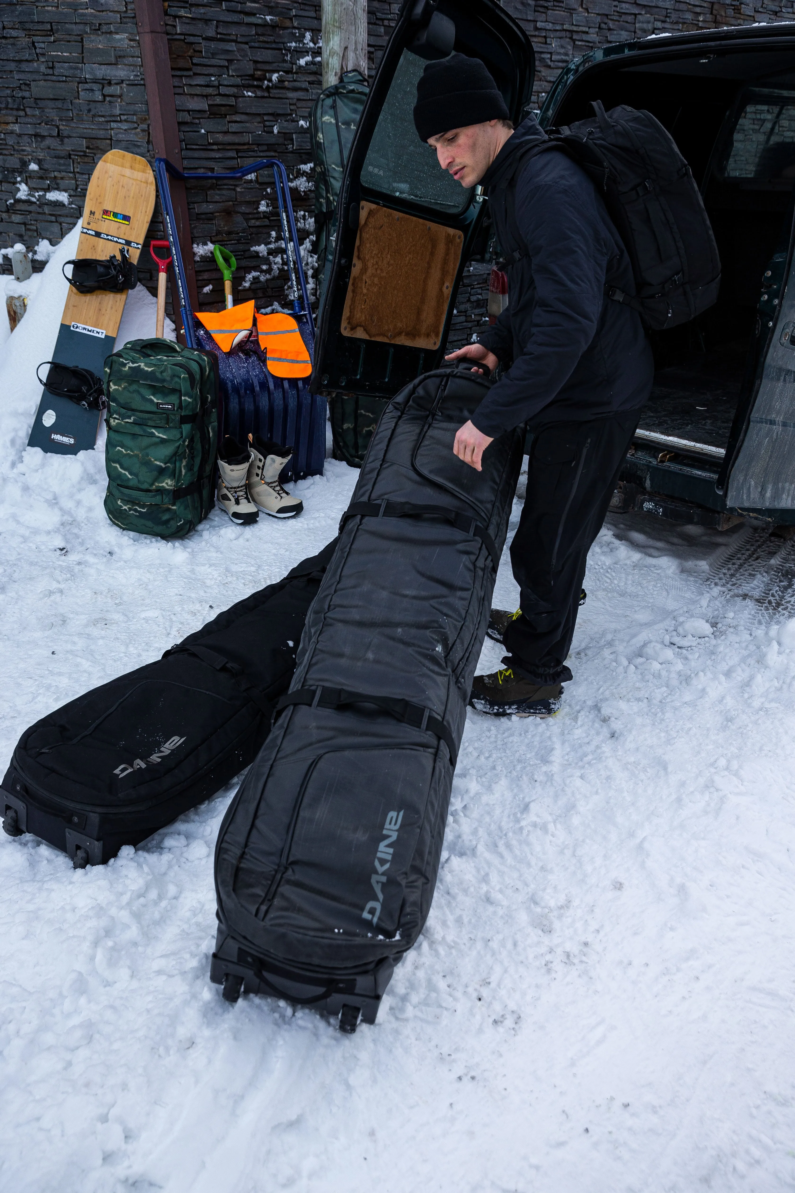 High Roller Snowboard Bag