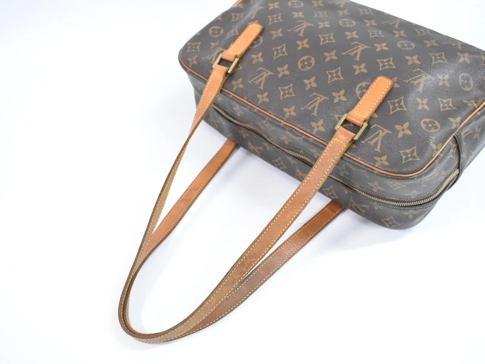 Louis Vuitton Cite  Canvas Shoulder Bag (Pre-Owned)