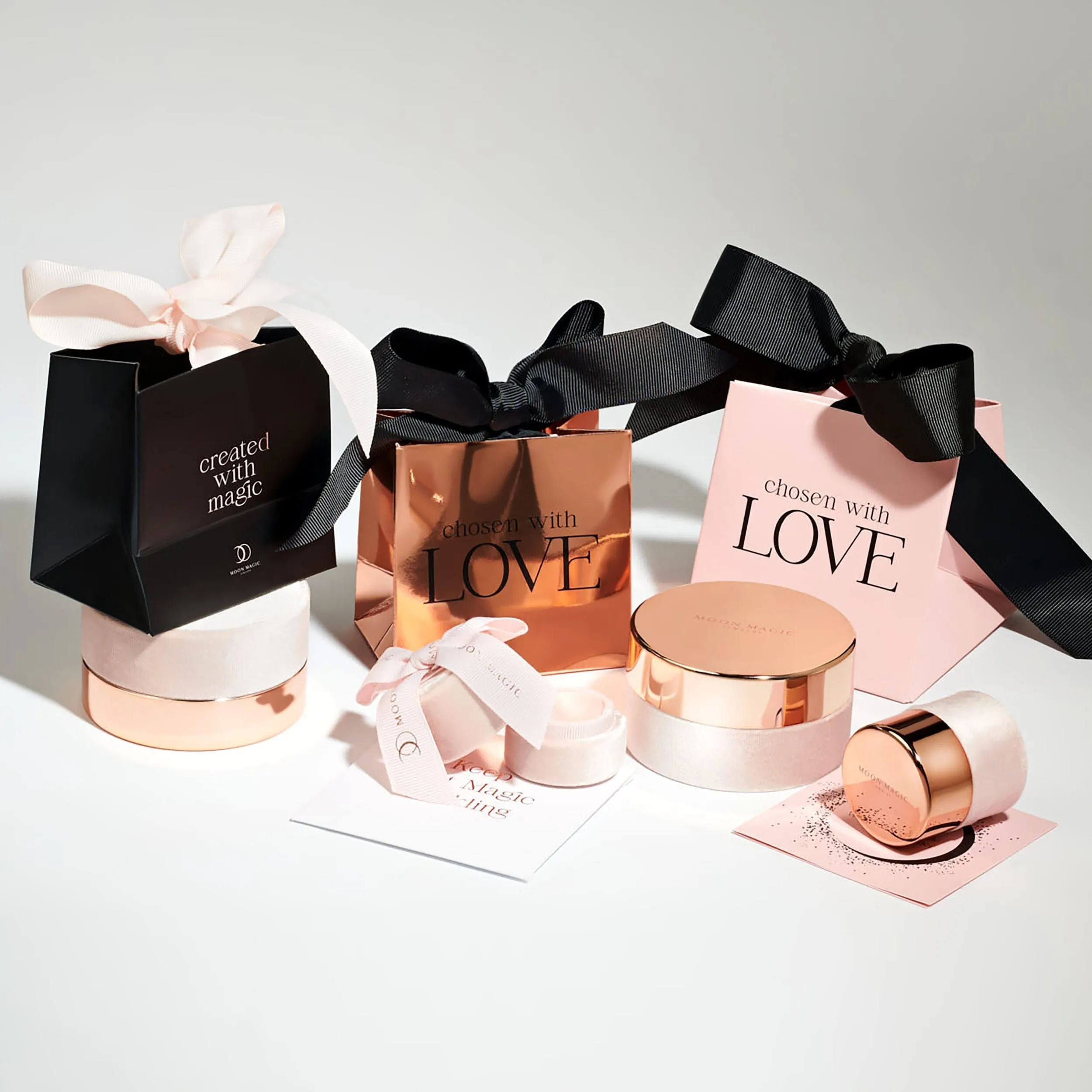 Luxe Gift Bag & Black Gift Card Set - Small