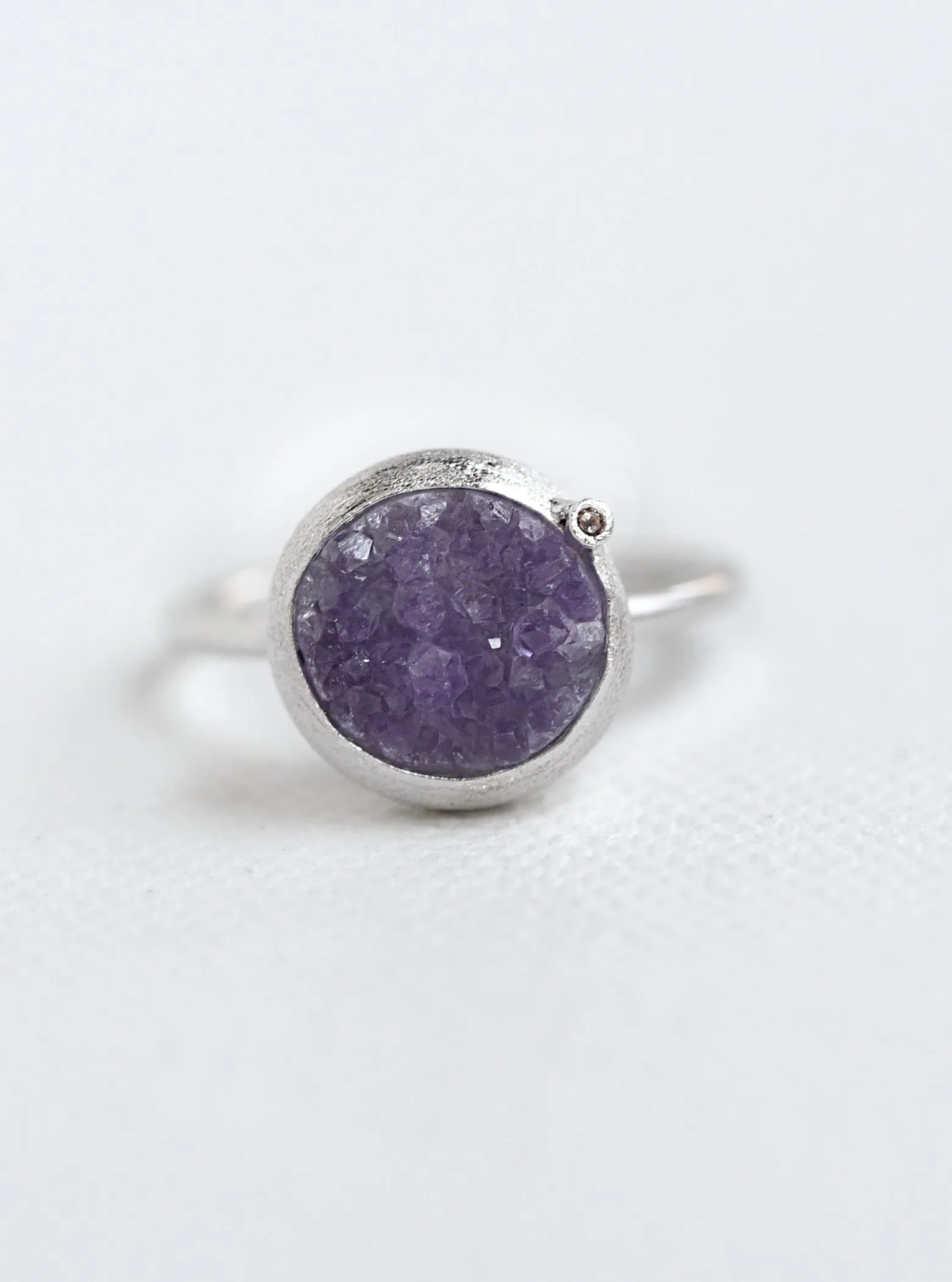 Shining Druzy Round With Genuine Diamond Ring