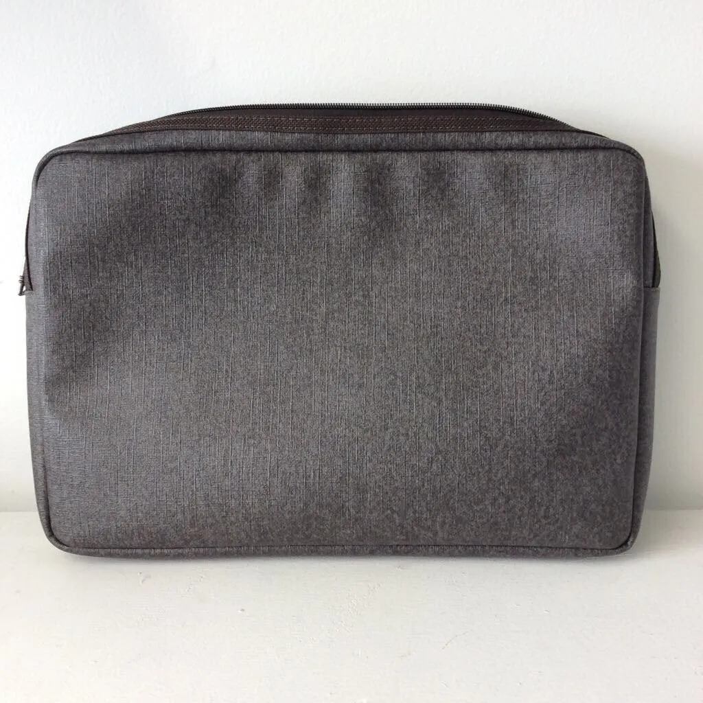 Tumi Vinyl Laptop Case