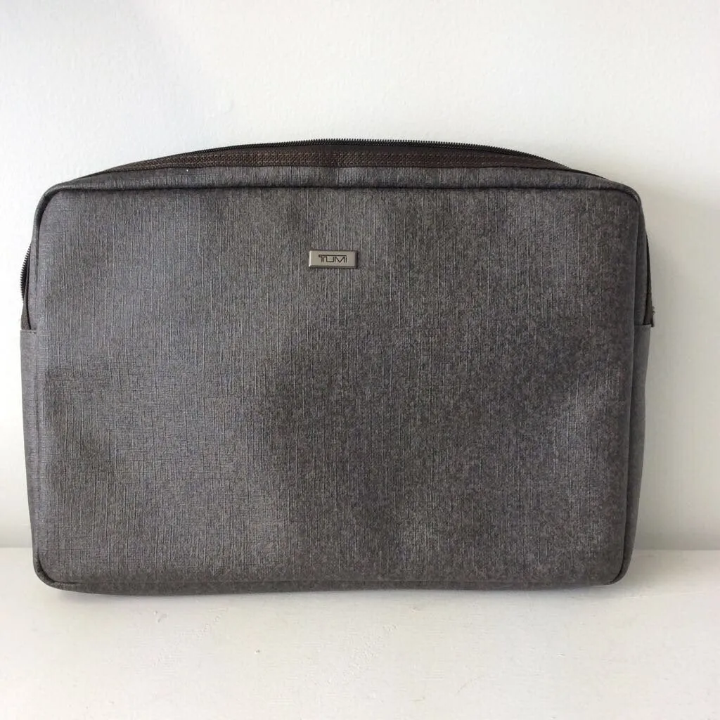 Tumi Vinyl Laptop Case