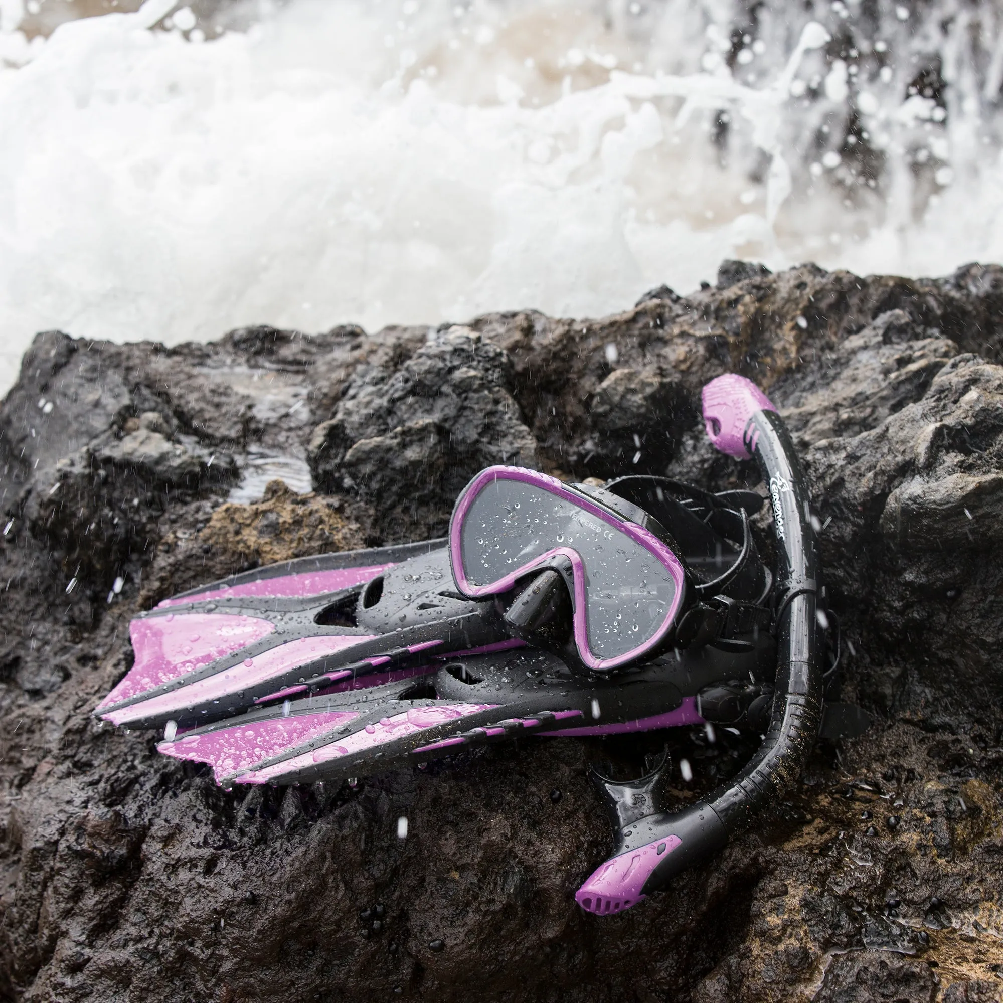 Voyager Snorkel Set - Black Silicone/Purple