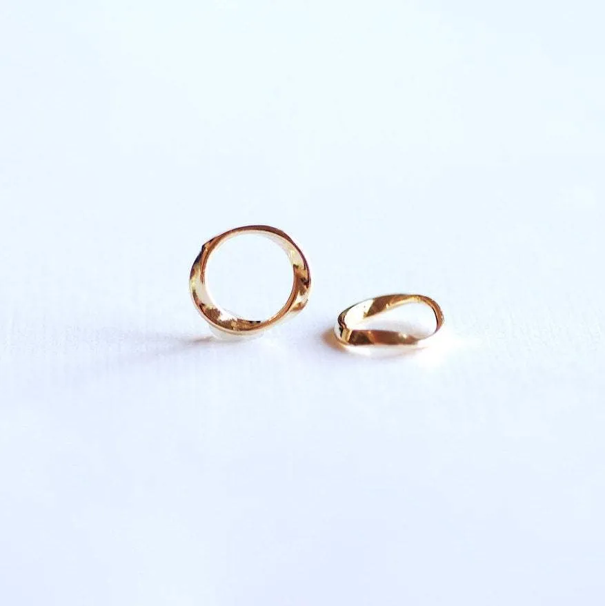 Wholesale Shiny Vermeil Gold Wavy Round Open Circle Connector Ring- 18k gold over Sterling Silver Round Open Ring, Gold Wavy Twisted Karma Ring, 282